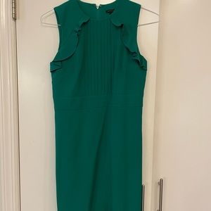 Ann Taylor dress, perfect for work/conferences/dinner party. In great condition!